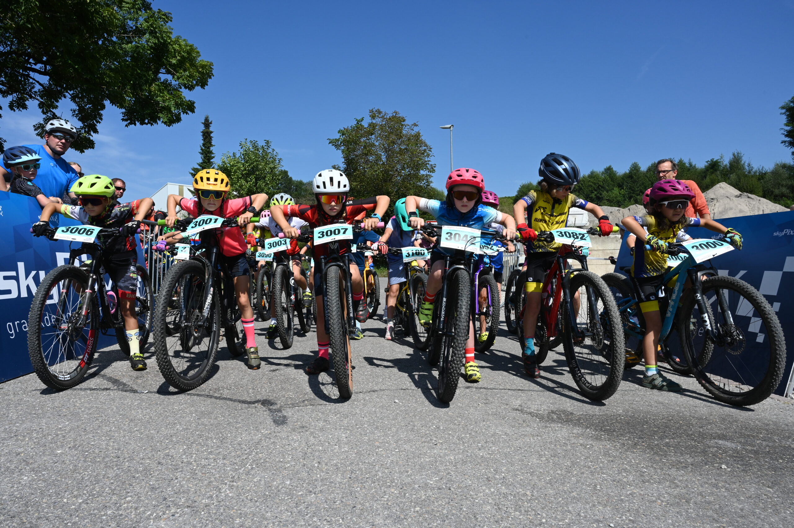 Read more about the article Eschenbach im MTB-Fieber: Spektakel auf zwei Rädern